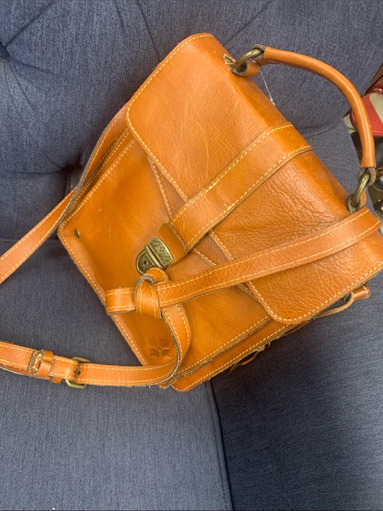 Patricia Nash Handbags - Patricia Nash Cognac/Tan Leather Crossbody Satchel